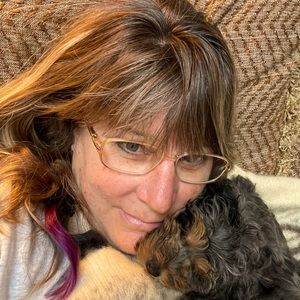 Meet your Posher, Robin